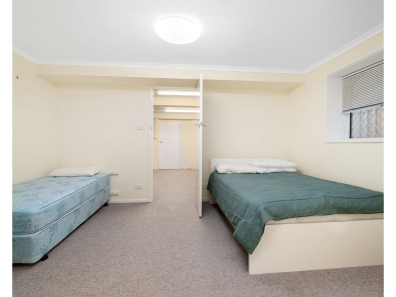 281 Highview Cres, Lavington NSW 2641