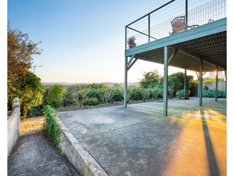 281 Highview Cres, Lavington NSW 2641