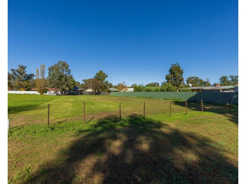 5 Ivy St, Gerogery NSW 2642