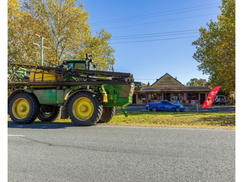 5 Ivy St, Gerogery NSW 2642