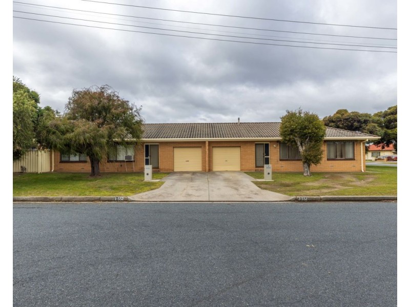 552 Comans Ave, Lavington NSW 2641