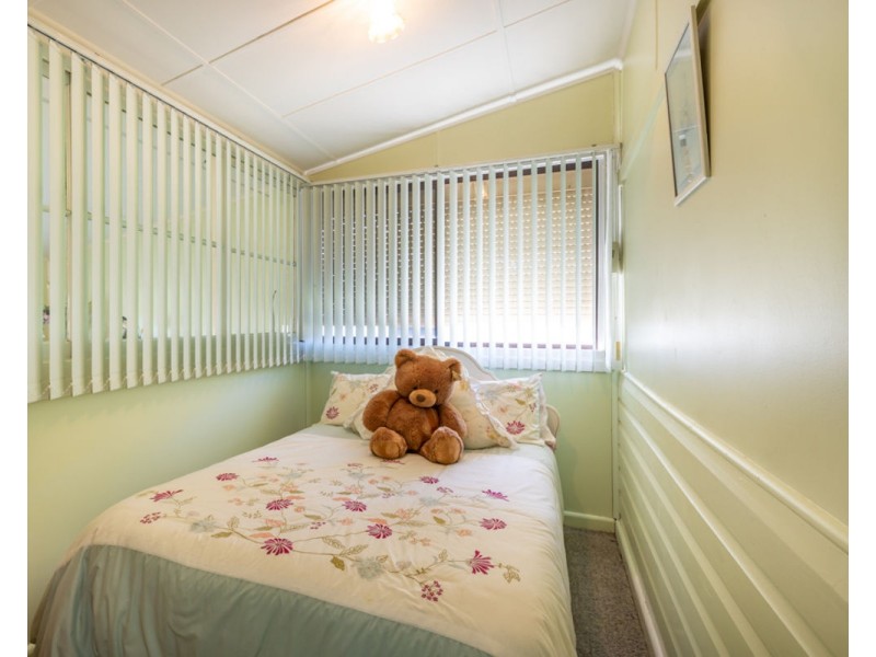 6 Smart St, Henty NSW 2658