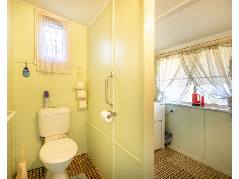 6 Smart St, Henty NSW 2658