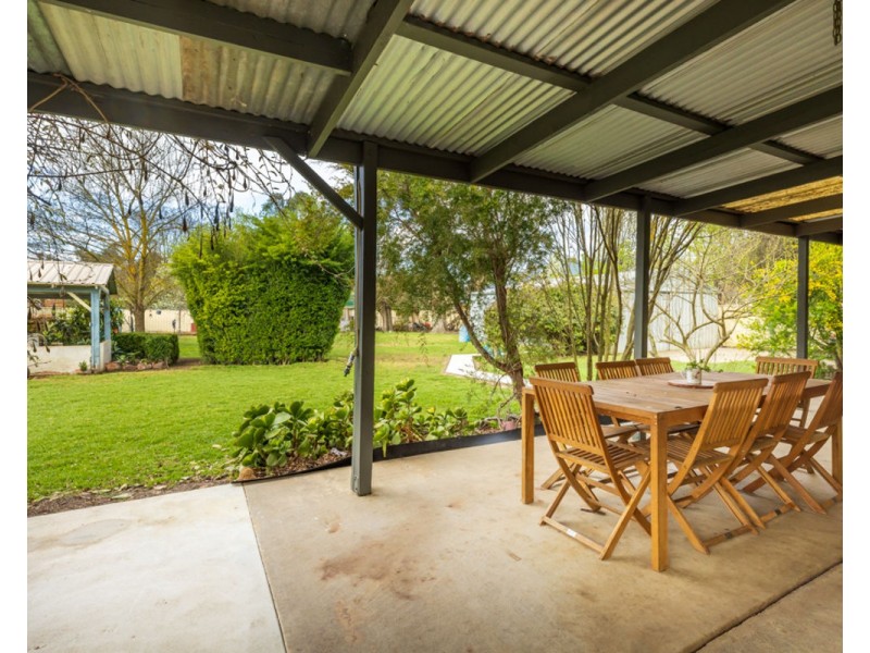 109 Mitchell St, Jindera NSW 2642