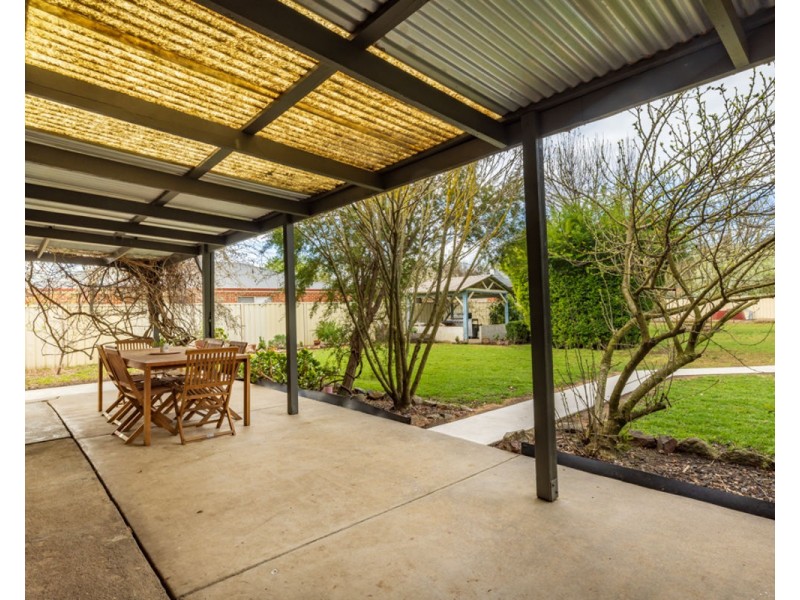 109 Mitchell St, Jindera NSW 2642