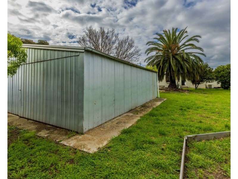 5 Keirath St, Henty NSW 2658