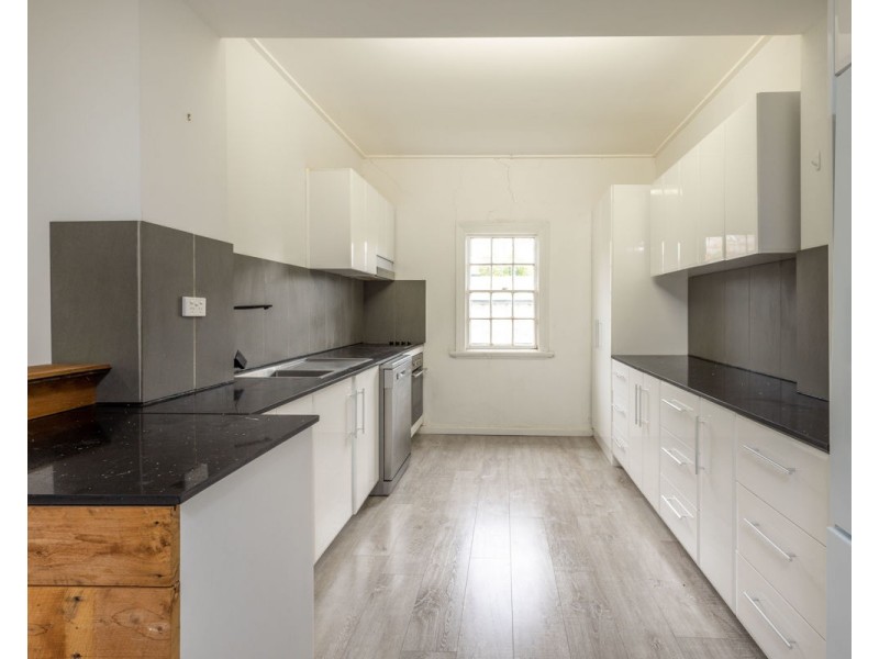 5 Keirath St, Henty NSW 2658