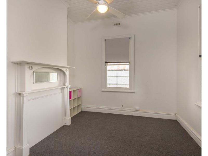 5 Keirath St, Henty NSW 2658