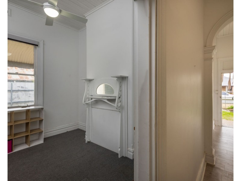 5 Keirath St, Henty NSW 2658