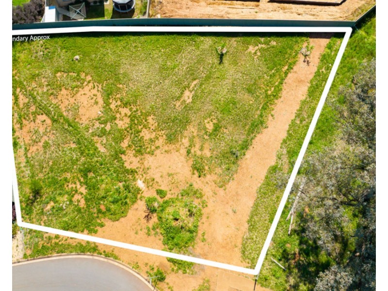 27 Oriole St, Thurgoona NSW 2640