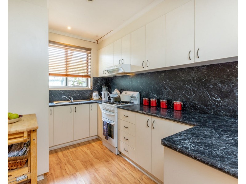 1/484 Douglas Rd, Lavington NSW 2641