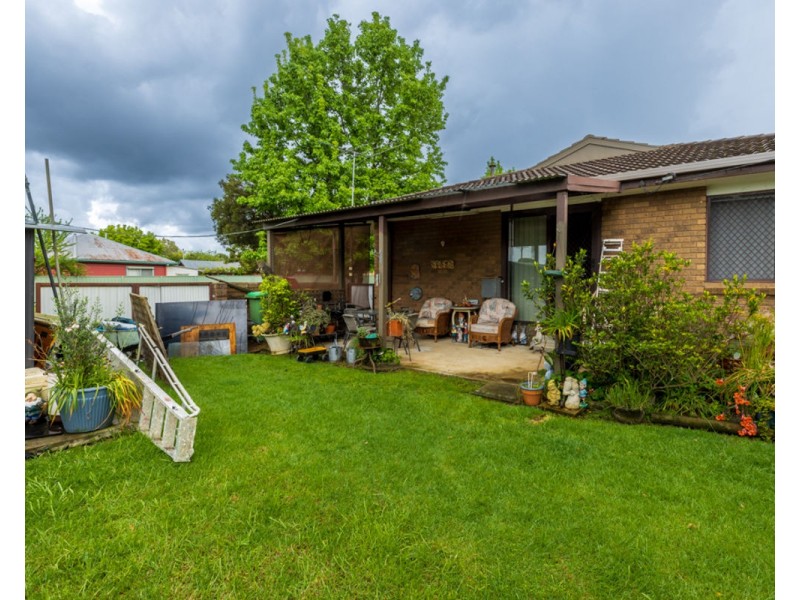 1/484 Douglas Rd, Lavington NSW 2641