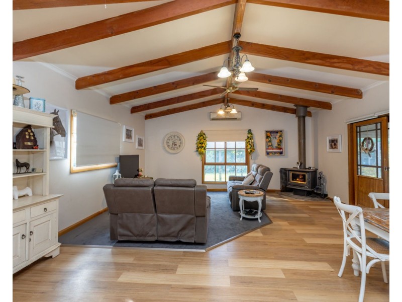 2311 Henty-Pleasant Hills Rd, Henty NSW 2658