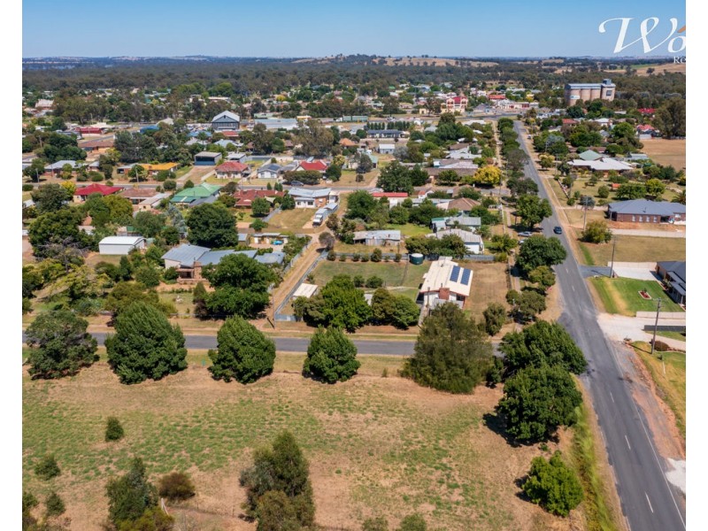 1 Third Ave, Henty NSW 2658