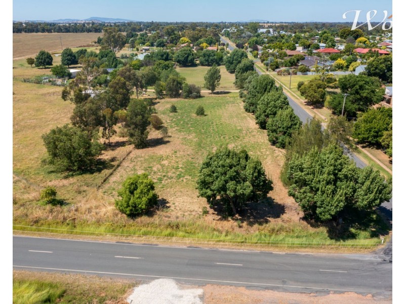 1 Third Ave, Henty NSW 2658