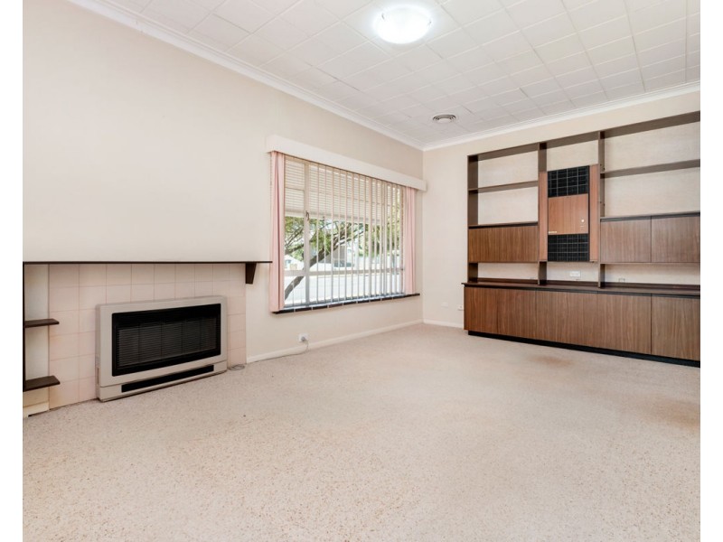 502 Parnall St, Lavington NSW 2641