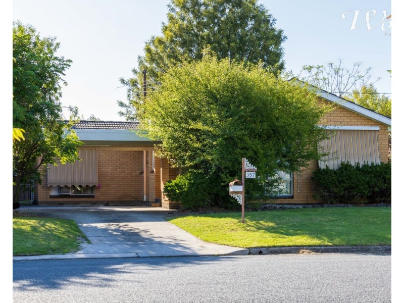 357 Sutherland St, Lavington NSW 2641
