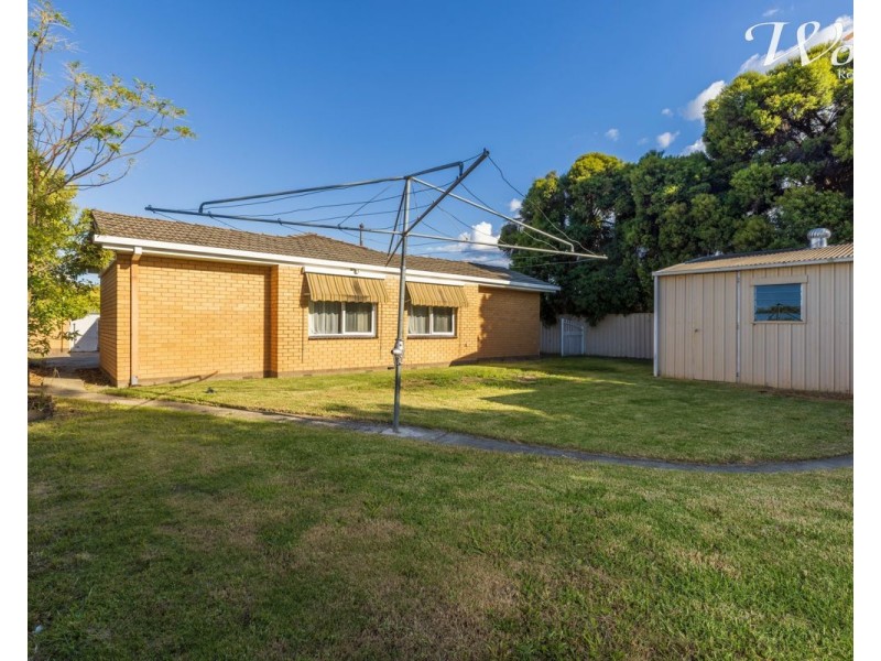 357 Sutherland St, Lavington NSW 2641