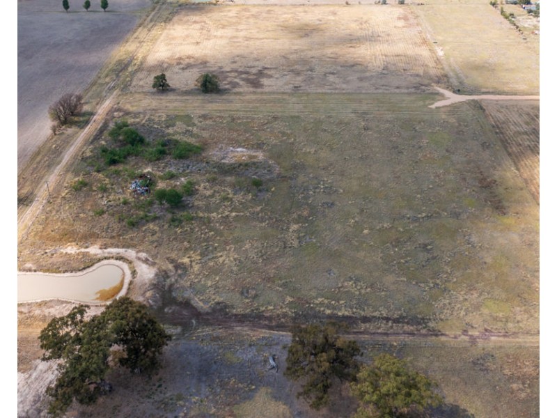 Lots 213 – 215 Henty-Plesant Hills Rd, Henty NSW 2658