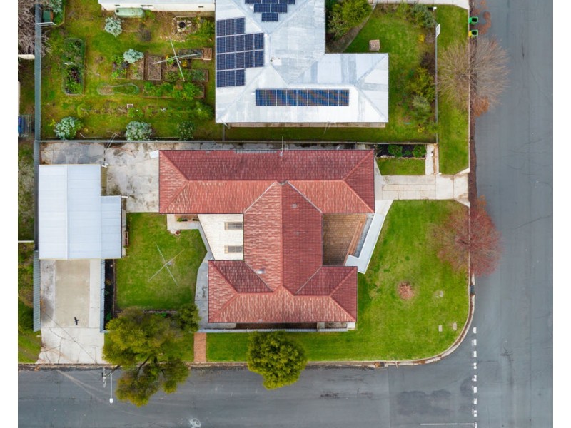 516 Marshall St, Lavington NSW 2641