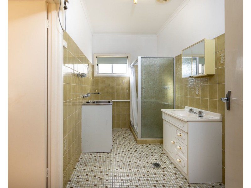 516 Marshall St, Lavington NSW 2641
