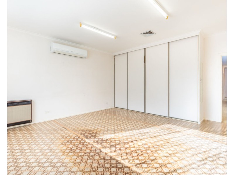 516 Marshall St, Lavington NSW 2641