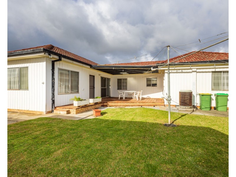 516 Marshall St, Lavington NSW 2641