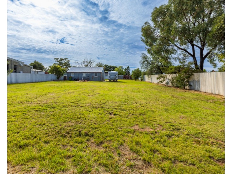63 Ivor St, Henty NSW 2658