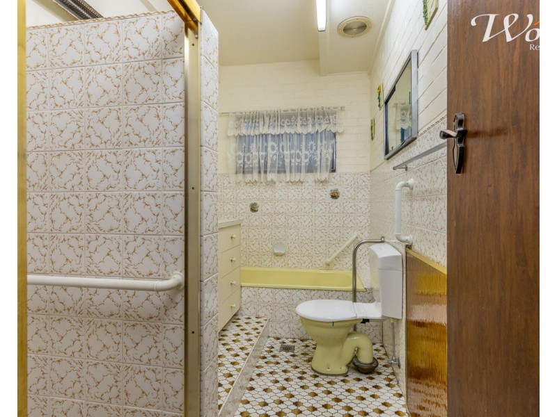 970 Calimo St, North Albury NSW 2640