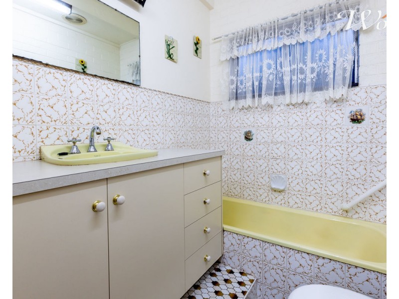 970 Calimo St, North Albury NSW 2640