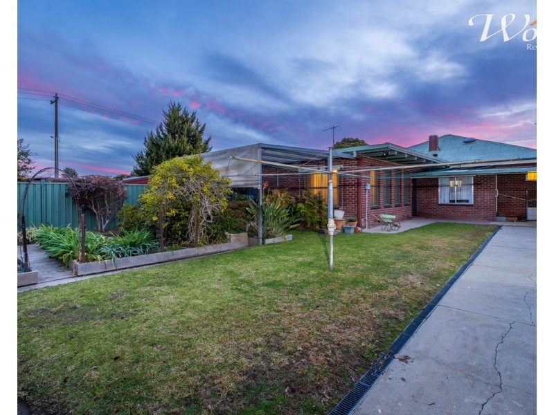 970 Calimo St, North Albury NSW 2640