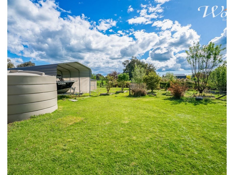 109 Pioneer Dr, Jindera NSW 2642