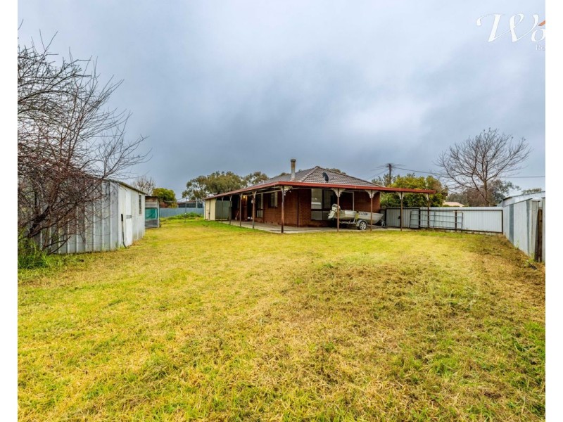 1 Mac Trebley Place, Culcairn NSW 2660