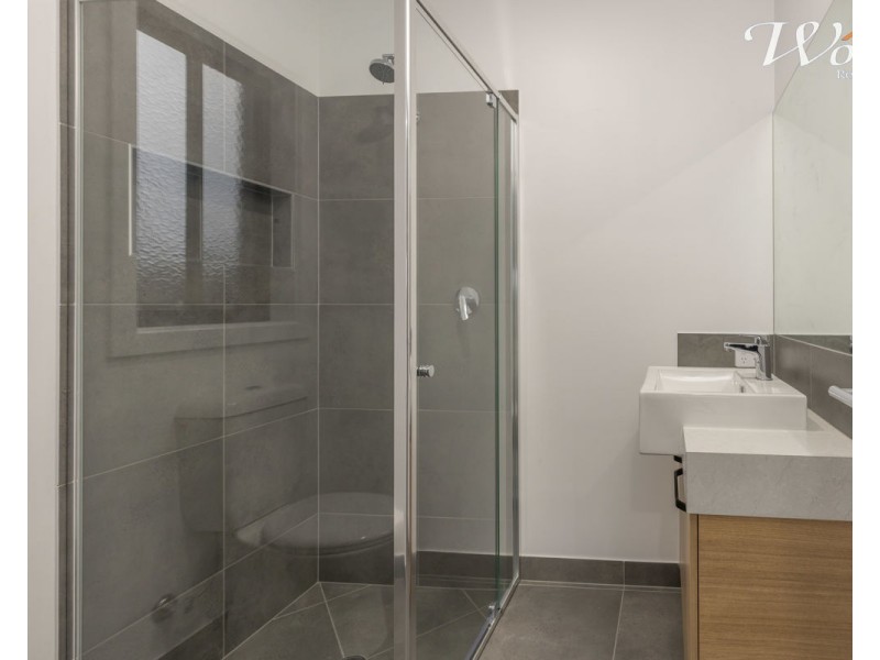 61 Birchgrove Cres, Thurgoona NSW 2640