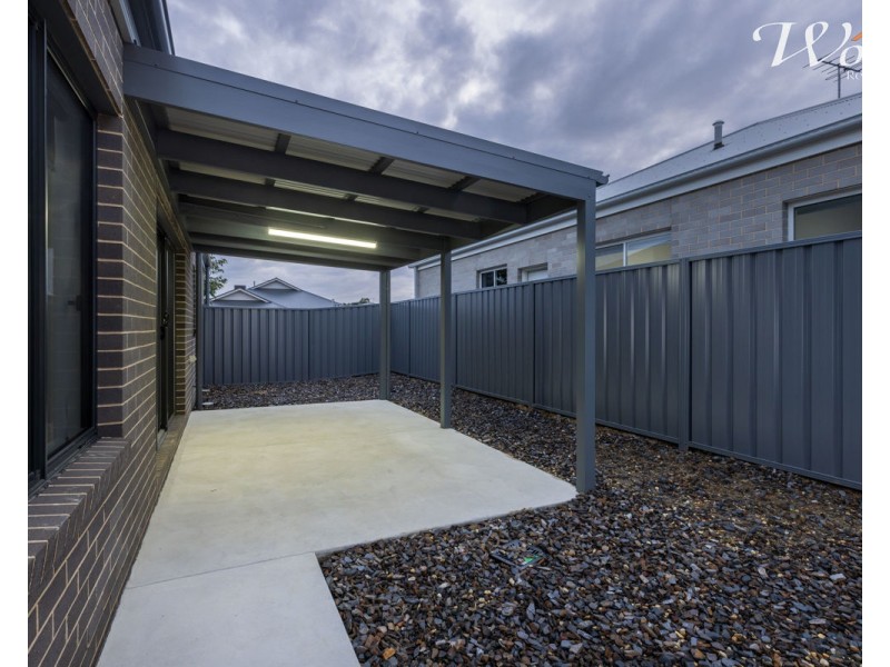 61 Birchgrove Cres, Thurgoona NSW 2640