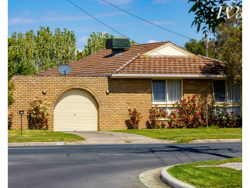 359 Douglas rd, Lavington NSW 2641