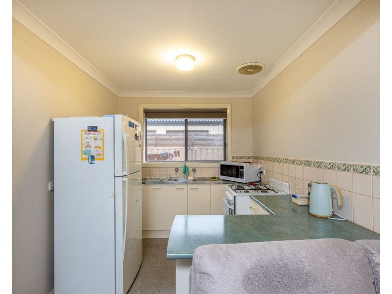 Unit 1/423 Griffith Rd, Lavington NSW 2641