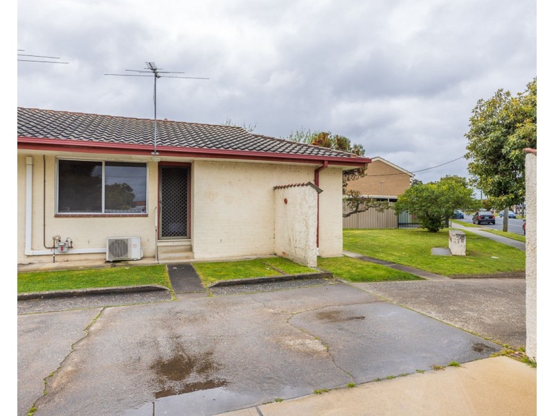 Unit 1/423 Griffith Rd, Lavington NSW 2641