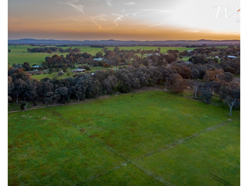 Lots 215-218 CNR Sarah/Charles Streets (West), Gerogery NSW 2642