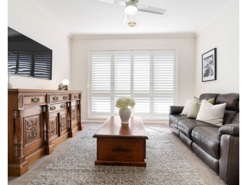 68 Fairway Gardens Rd, Thurgoona NSW 2640