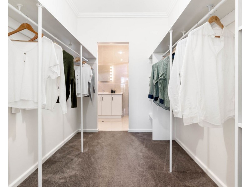 68 Fairway Gardens Rd, Thurgoona NSW 2640