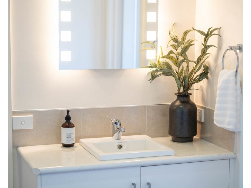 68 Fairway Gardens Rd, Thurgoona NSW 2640