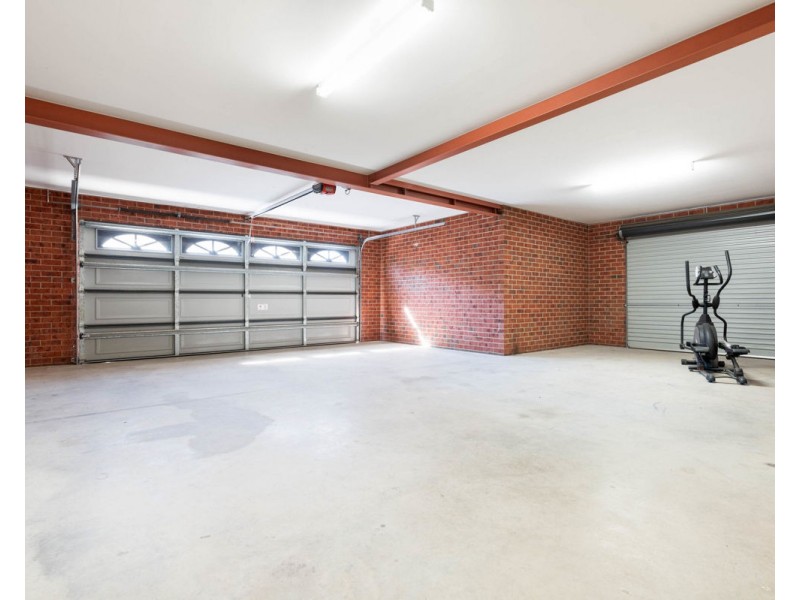 68 Fairway Gardens Rd, Thurgoona NSW 2640