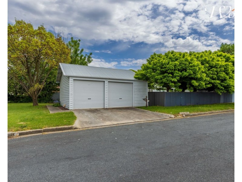 536 Sanders Rd, Lavington NSW 2641