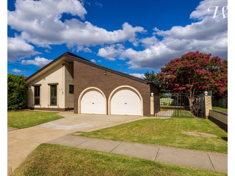 528 Kemp St, Lavington NSW 2641