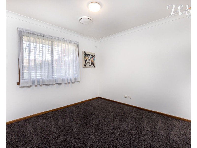 528 Kemp St, Lavington NSW 2641