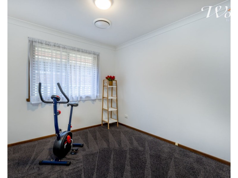 528 Kemp St, Lavington NSW 2641