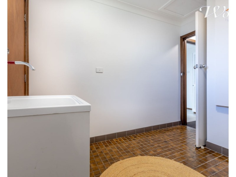 528 Kemp St, Lavington NSW 2641