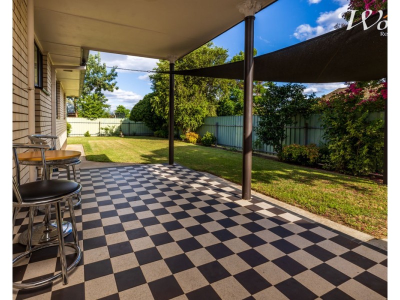 528 Kemp St, Lavington NSW 2641