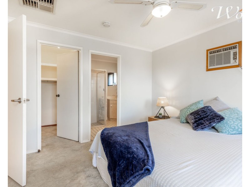 482 Donald Crt, Lavington NSW 2641